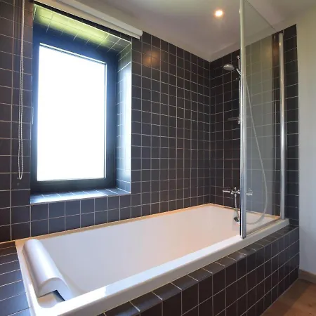 Heritage Holiday Home In Humain With Private Garden *